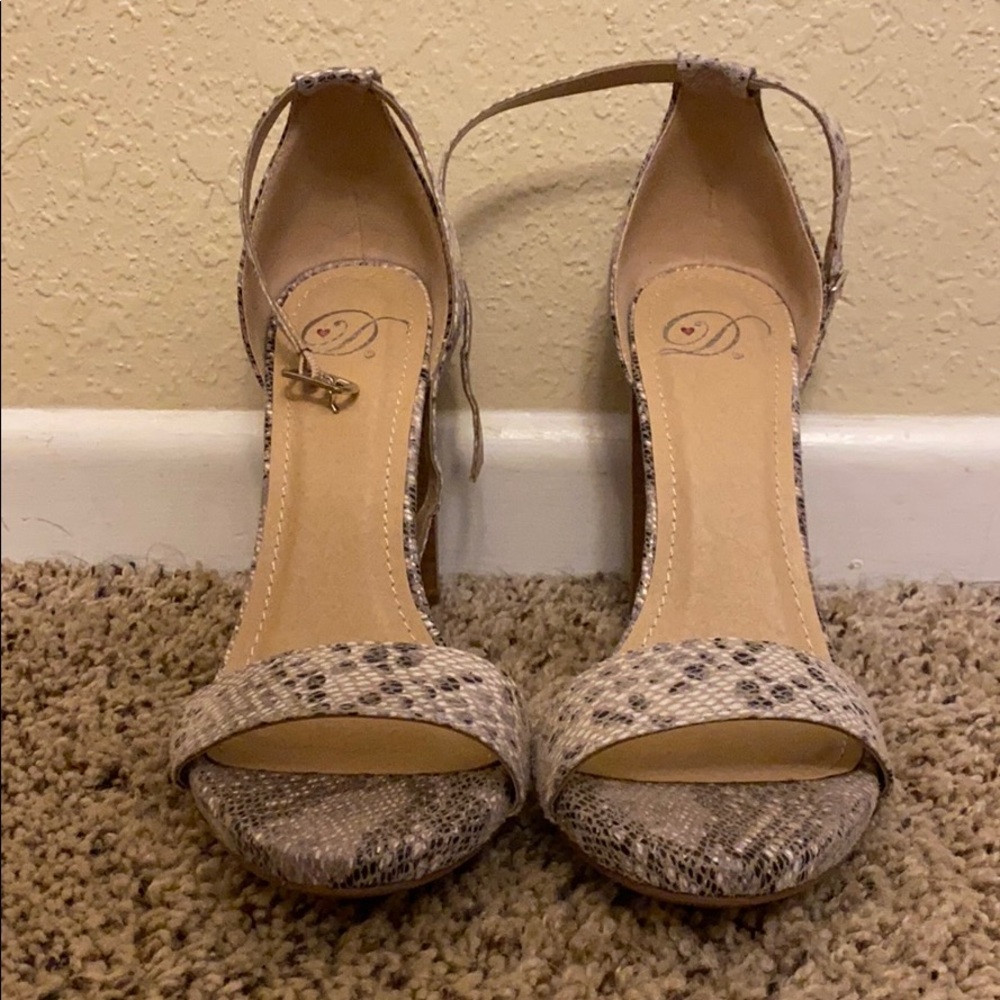 Snake Heels - Picture 2 of 7